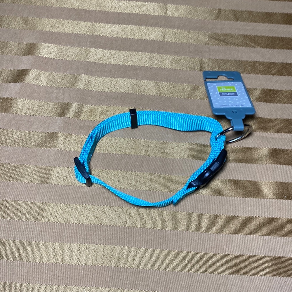 Small/Med light blue dog collar , new never used